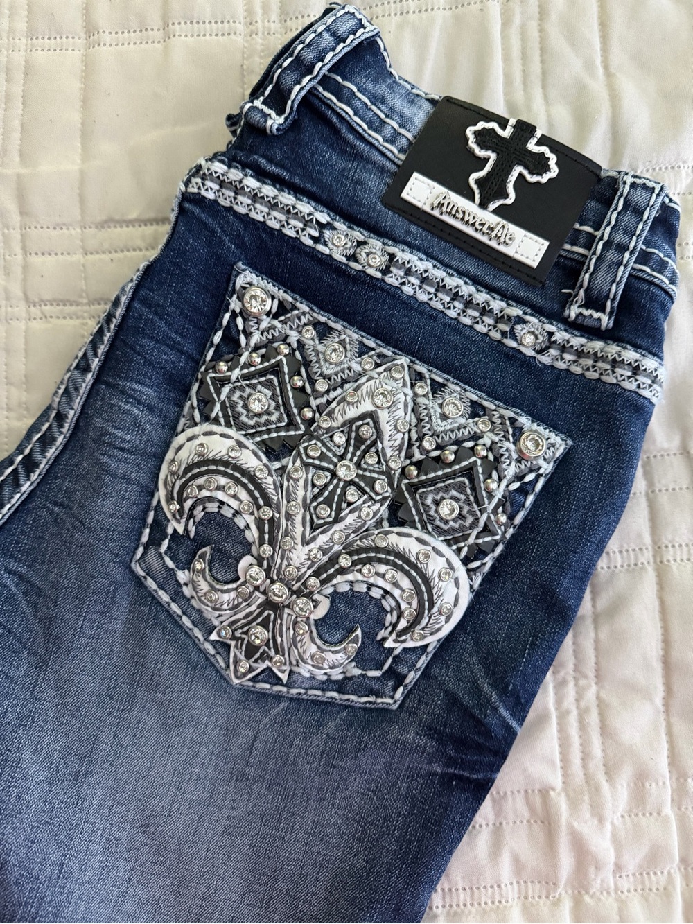 Dark Blue Boot Cut Jeans with Fleur-de-Lis Embellished Pocket
